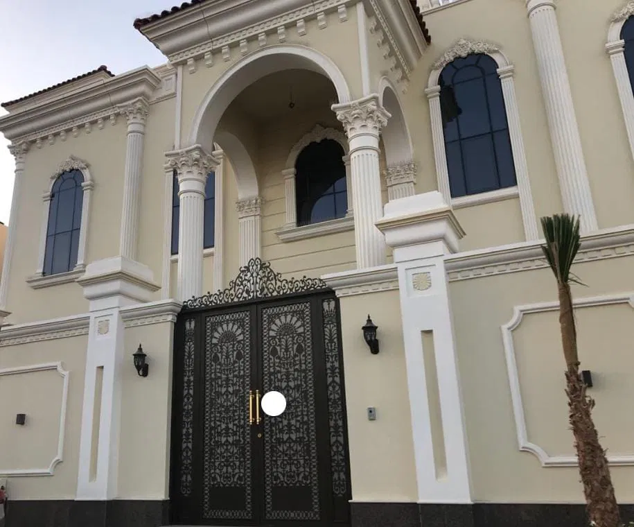 ديكورات الطلاء الحديث الاحساء – فني ديكورات داخلية وخارجية بالاحساء   0507905976